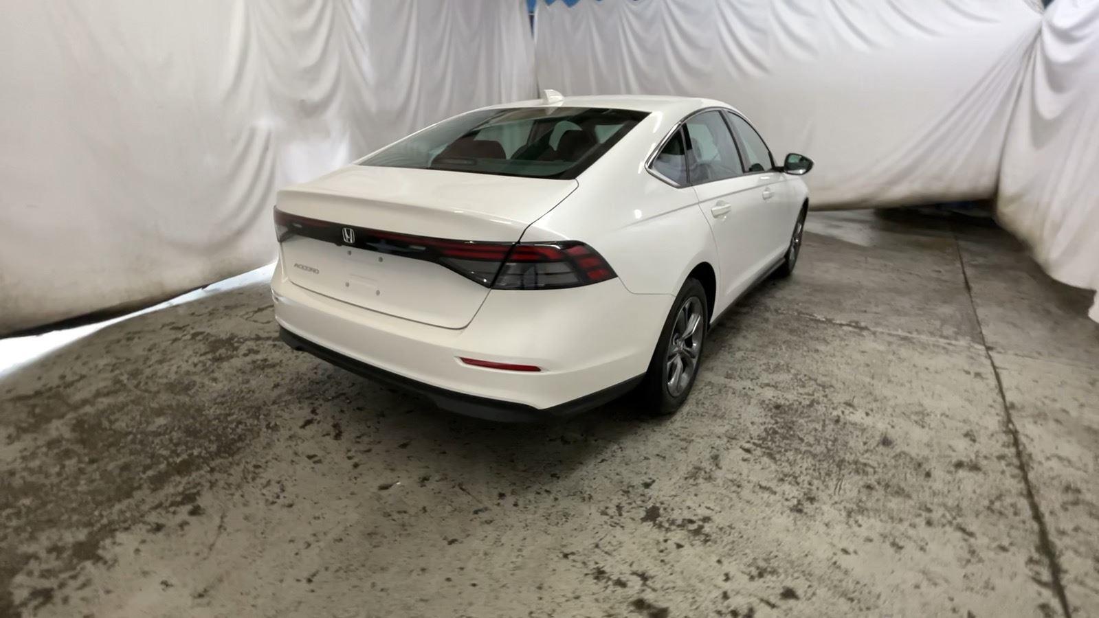 2023 Honda Accord Sedan EX - Platinum White Pearl exterior view 5