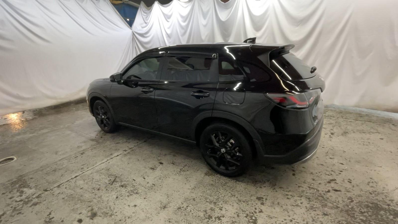2025 Honda HR-V Sport - Crystal Black Pearl exterior view 9