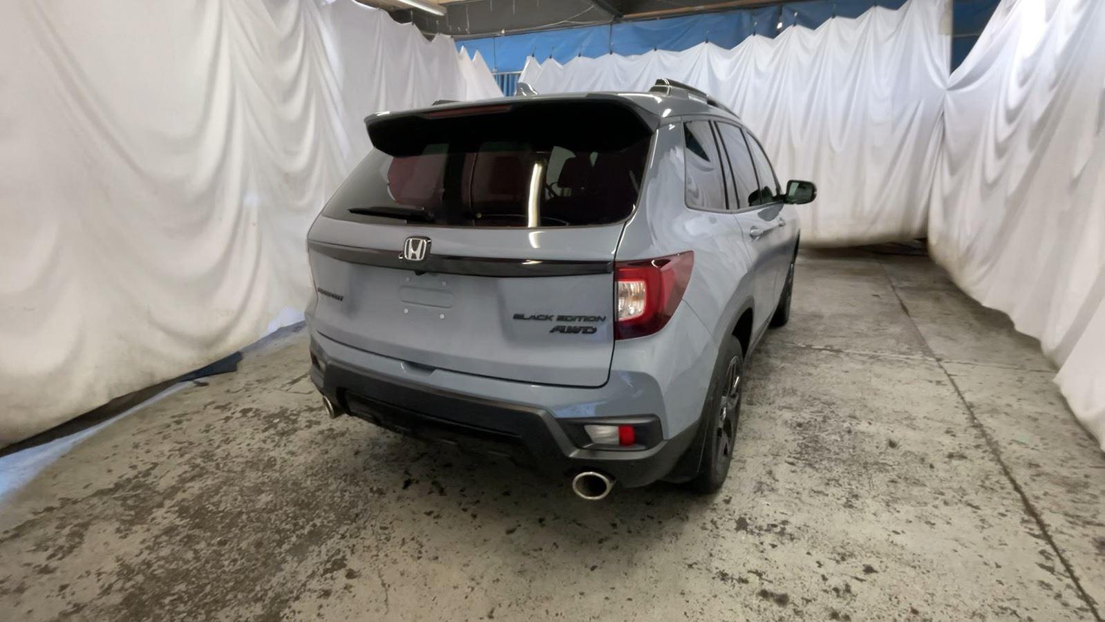 2024 Honda Passport Black Edition - Sonic Gray Pearl exterior view 5