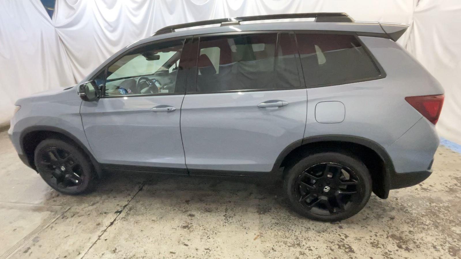 2024 Honda Passport Black Edition - Sonic Gray Pearl exterior view 9
