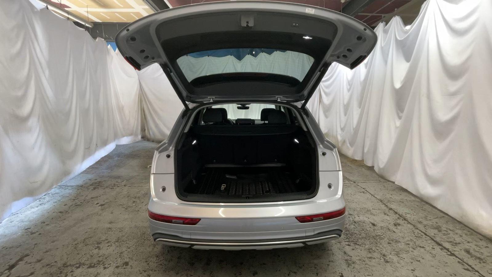 2021 Audi Q5 Premium - Florett Silver Metallic exterior view 17