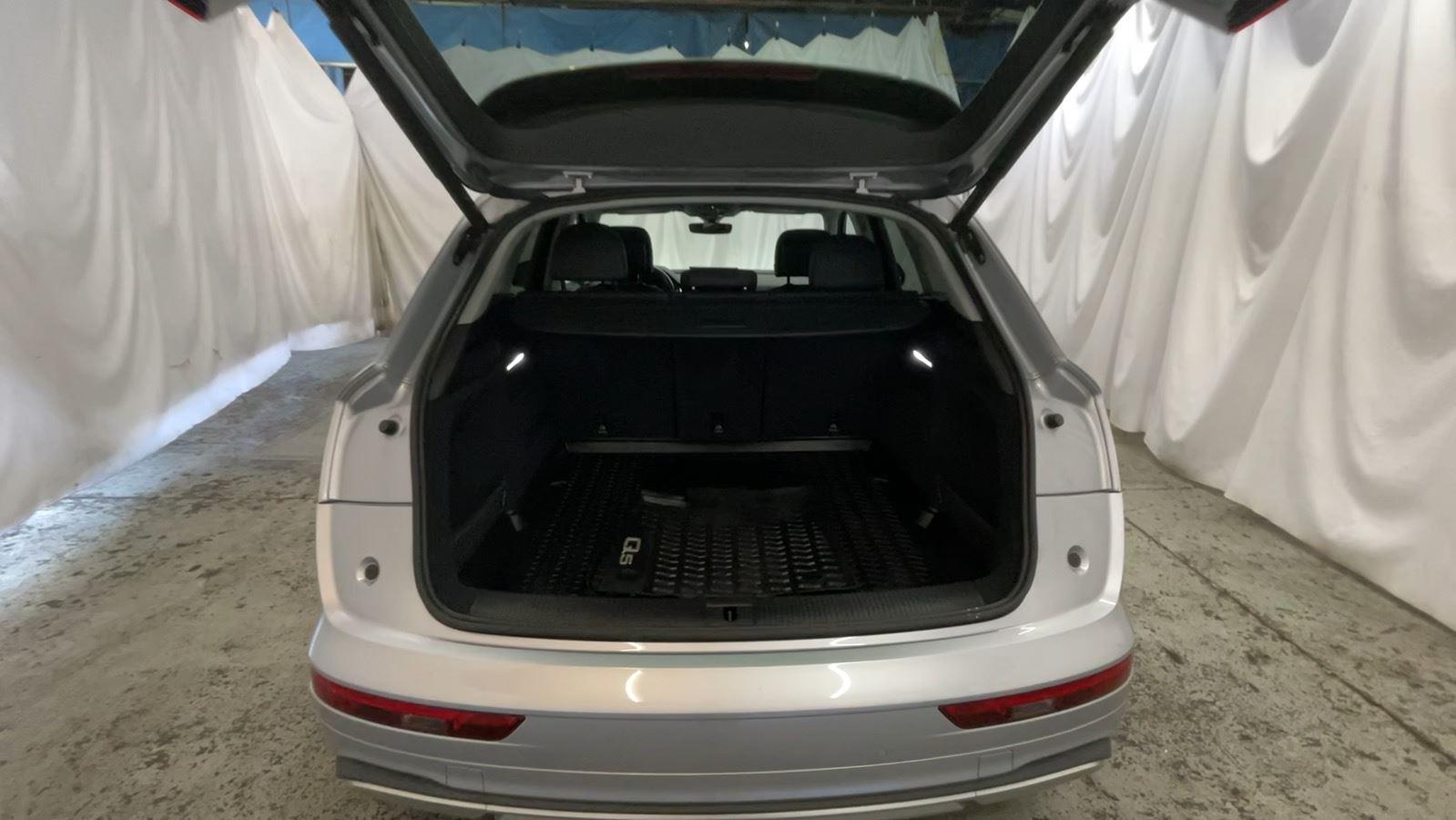 2021 Audi Q5 Premium - Florett Silver Metallic exterior view 18