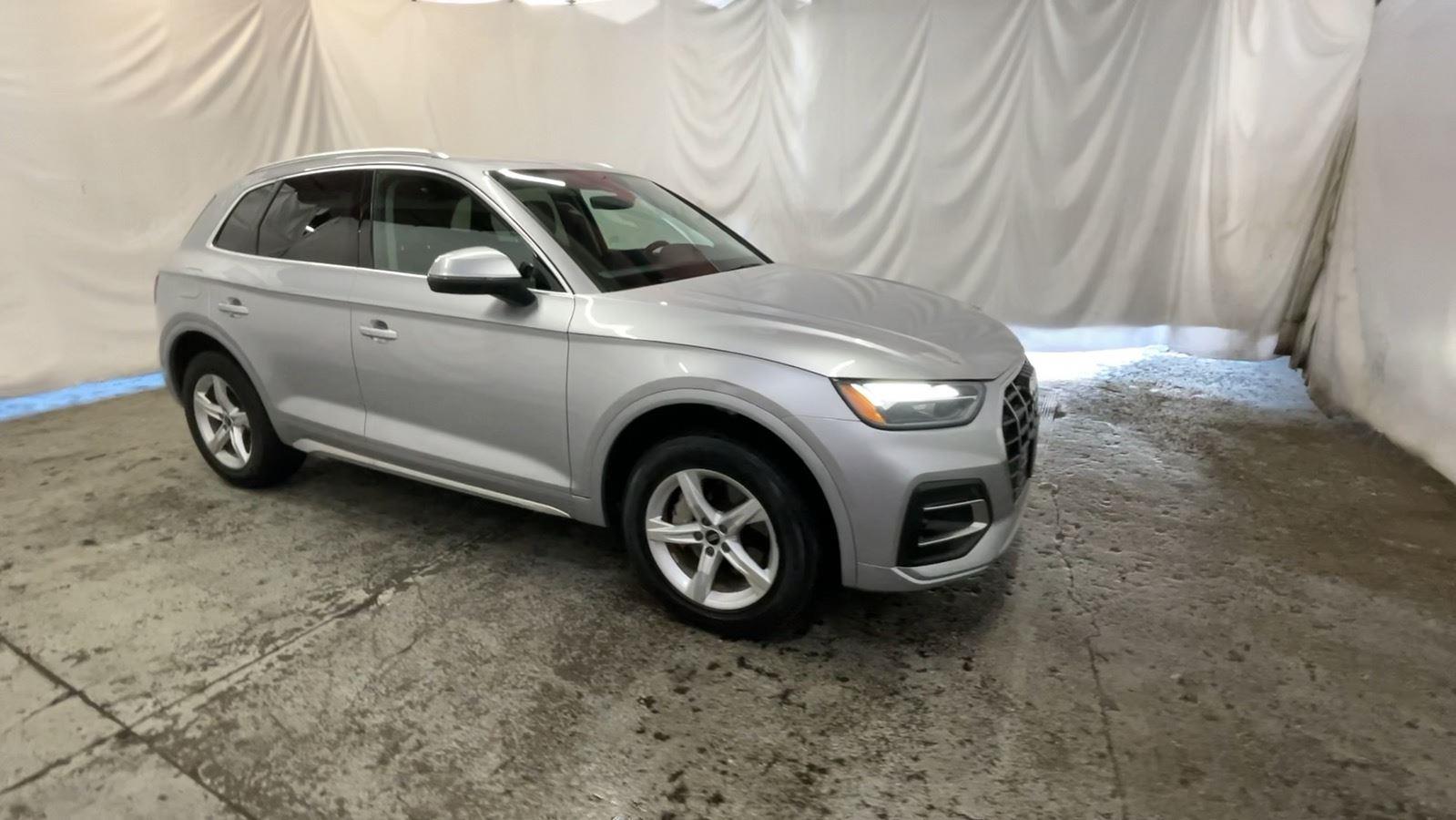 2021 Audi Q5 Premium - Florett Silver Metallic exterior view 3