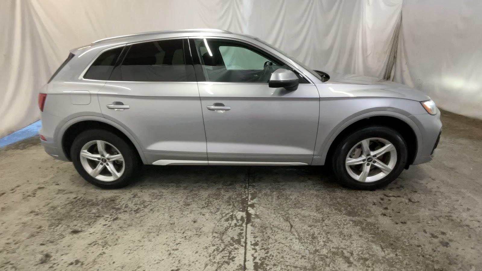 2021 Audi Q5 Premium - Florett Silver Metallic exterior view 5