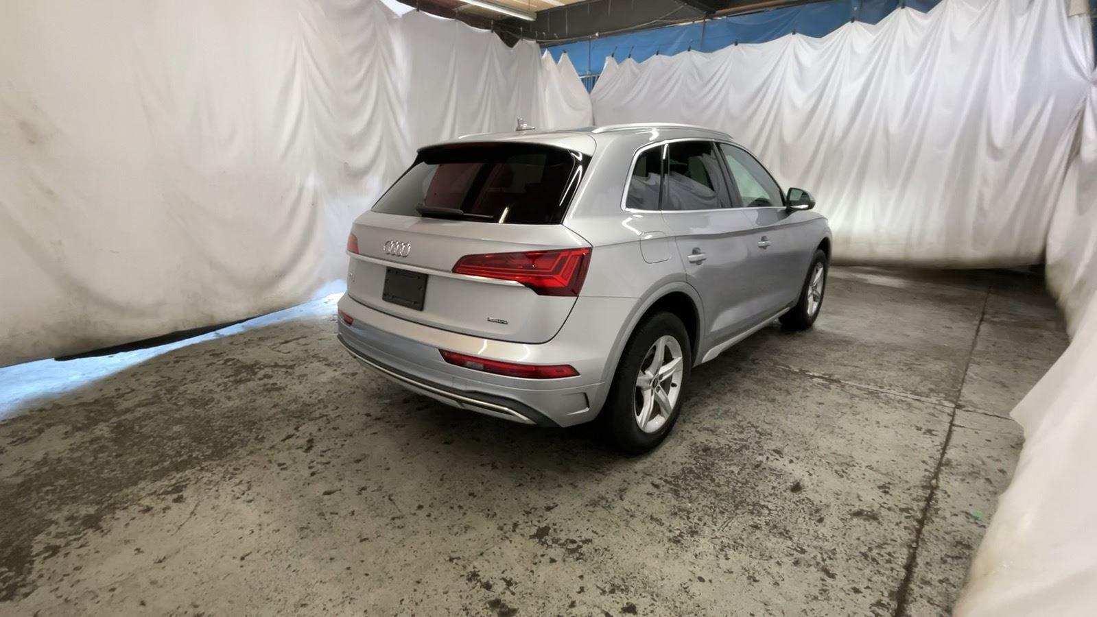 2021 Audi Q5 Premium - Florett Silver Metallic exterior view 6