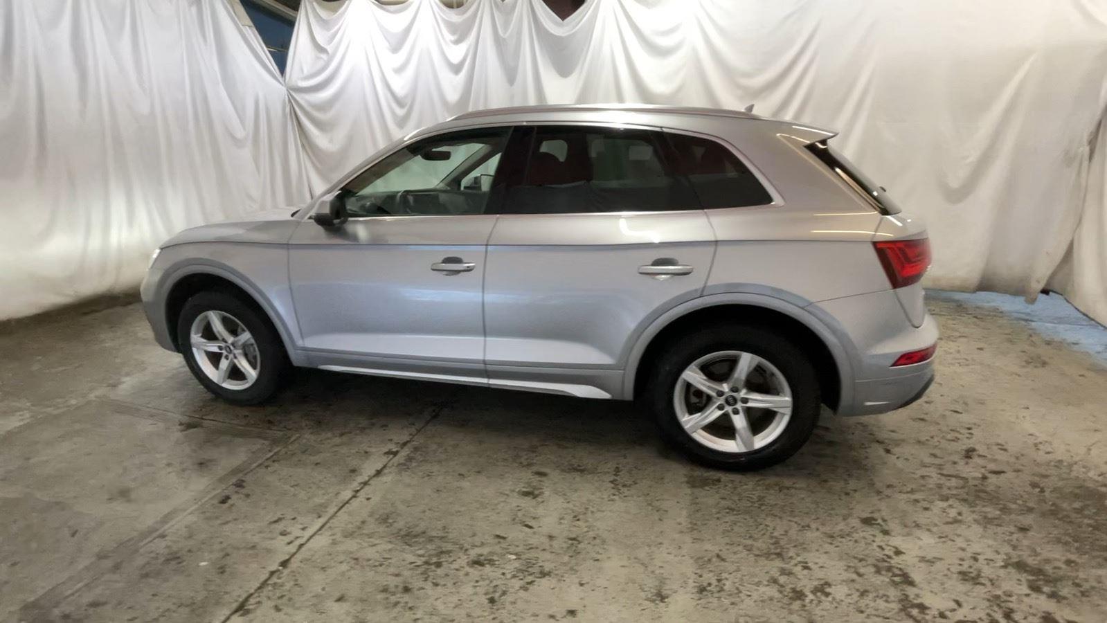 2021 Audi Q5 Premium - Florett Silver Metallic exterior view 11
