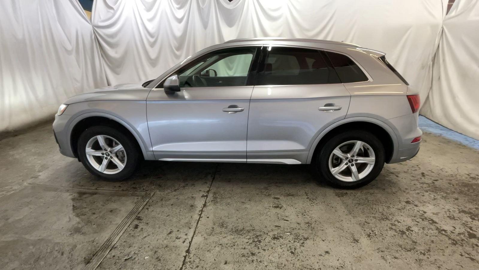 2021 Audi Q5 Premium - Florett Silver Metallic exterior view 12