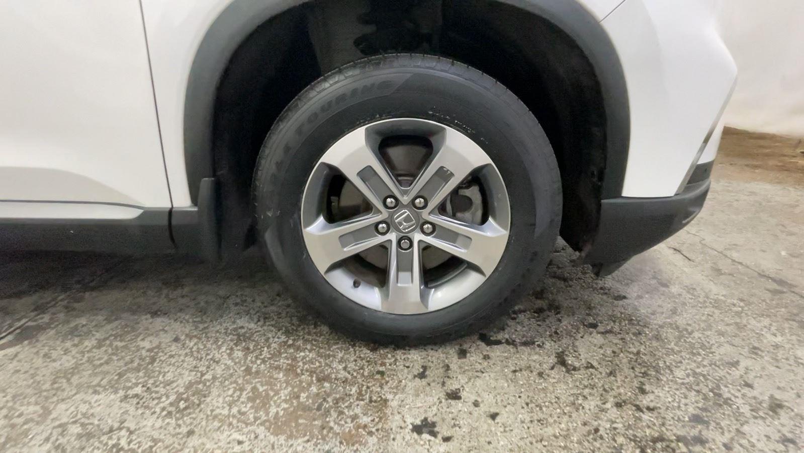 2023 Honda Pilot EX-L 7 Passenger - Platinum White Pearl exterior view 15