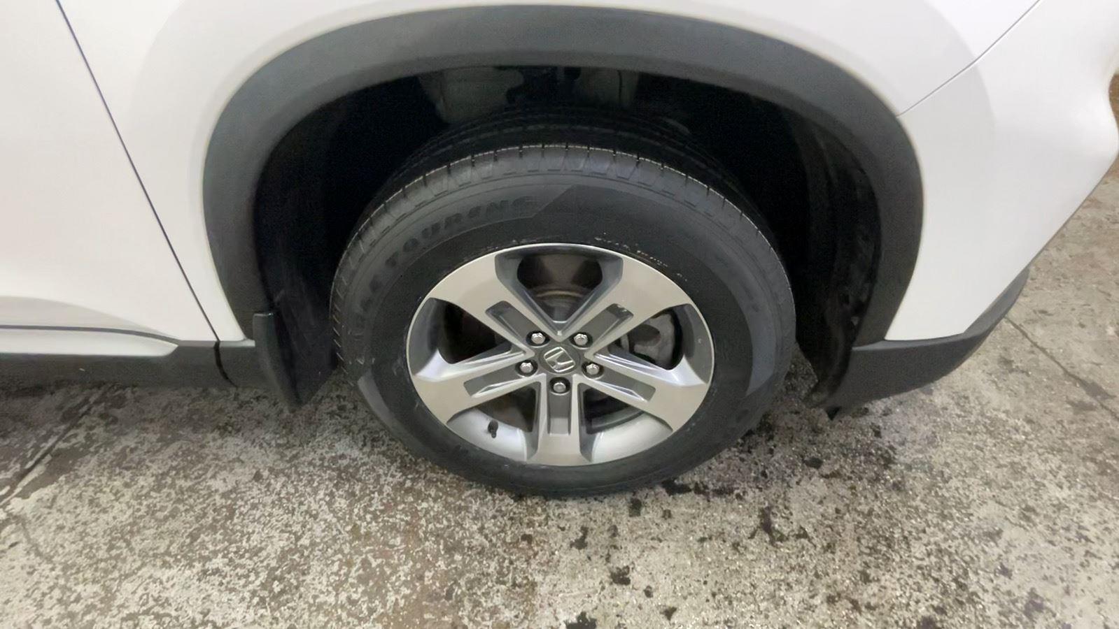2023 Honda Pilot EX-L 7 Passenger - Platinum White Pearl exterior view 16