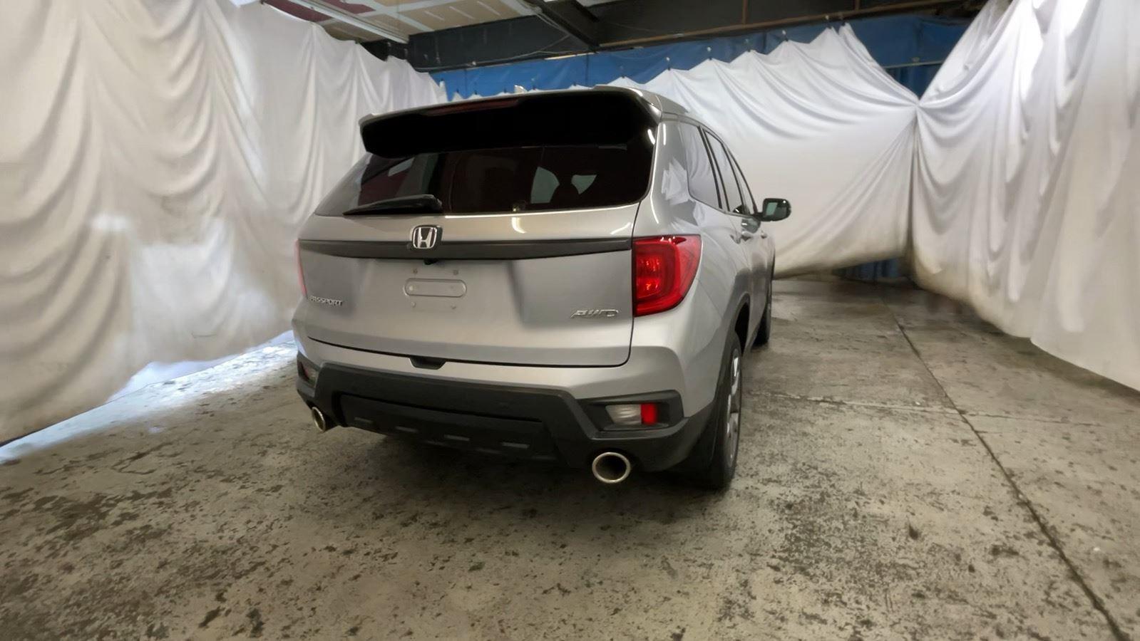 2023 Honda Passport EX-L - Lunar Silver Metallic exterior view 6