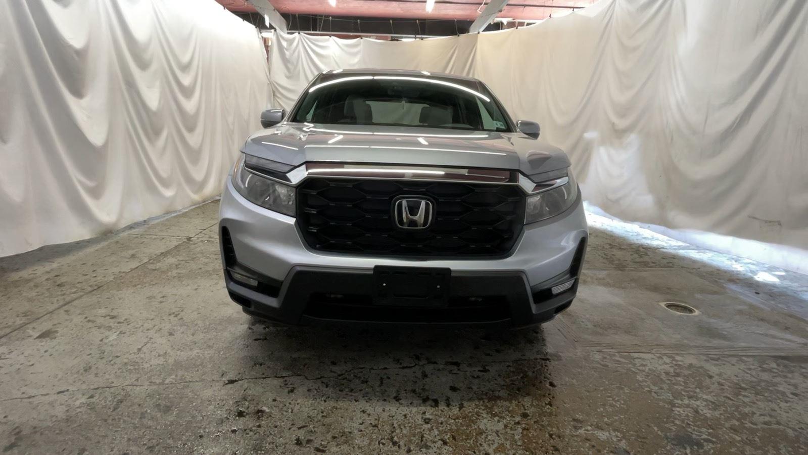 2023 Honda Passport EX-L - Lunar Silver Metallic exterior view 13