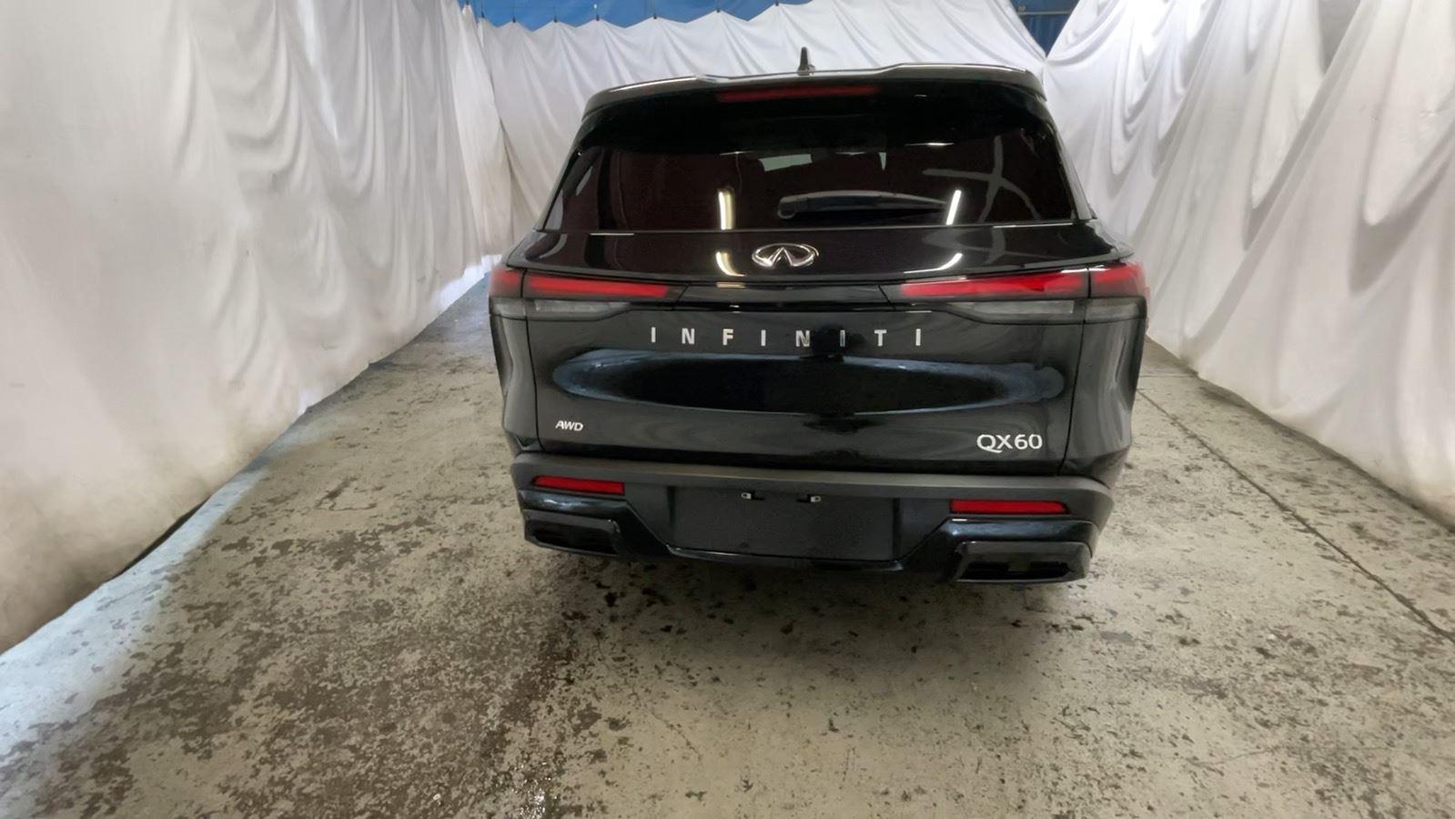 2025 INFINITI QX60 PURE - Mineral Black exterior view 7