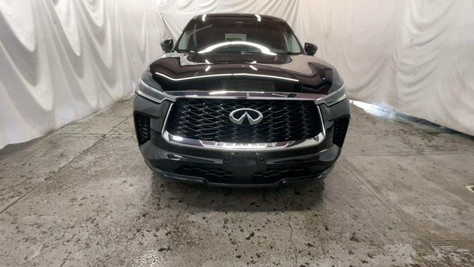 2025 INFINITI QX60 PURE - Mineral Black exterior view 15