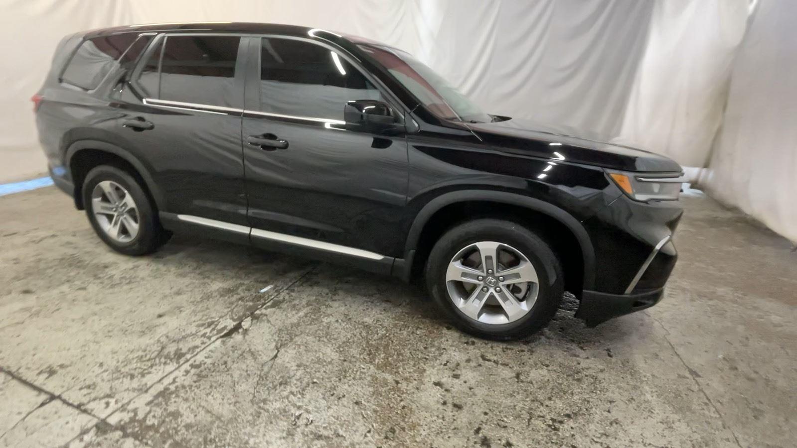 2025 Honda Pilot EX-L - Crystal Black Pearl exterior view 3