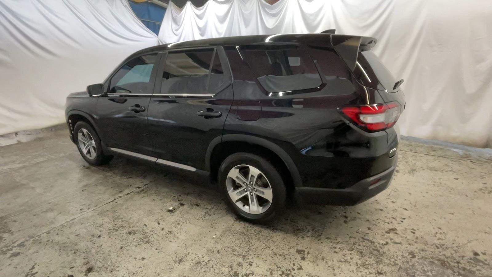 2025 Honda Pilot EX-L - Crystal Black Pearl exterior view 10