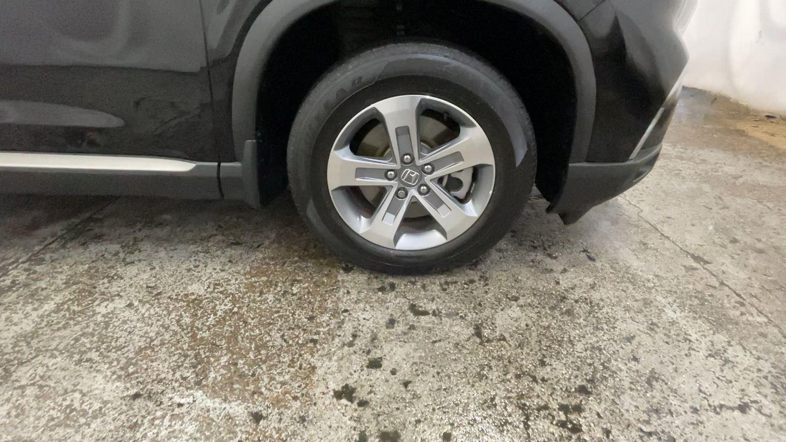 2025 Honda Pilot EX-L - Crystal Black Pearl exterior view 17