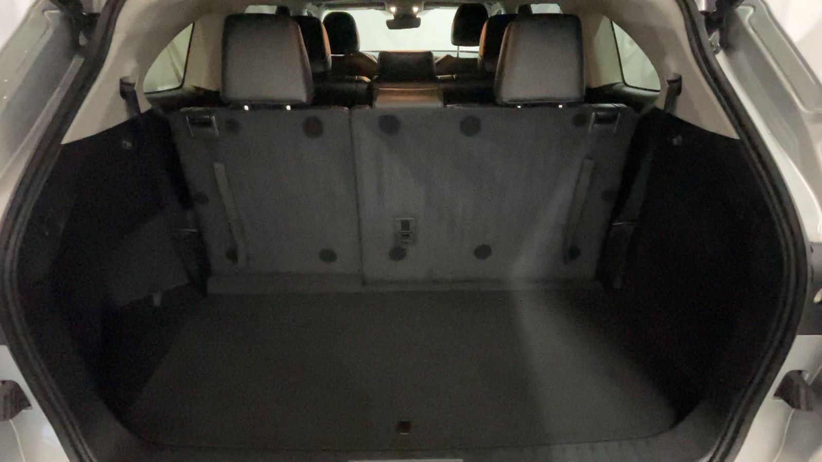 2022 Toyota Highlander XLE - Celestial Silver Metallic exterior view 20