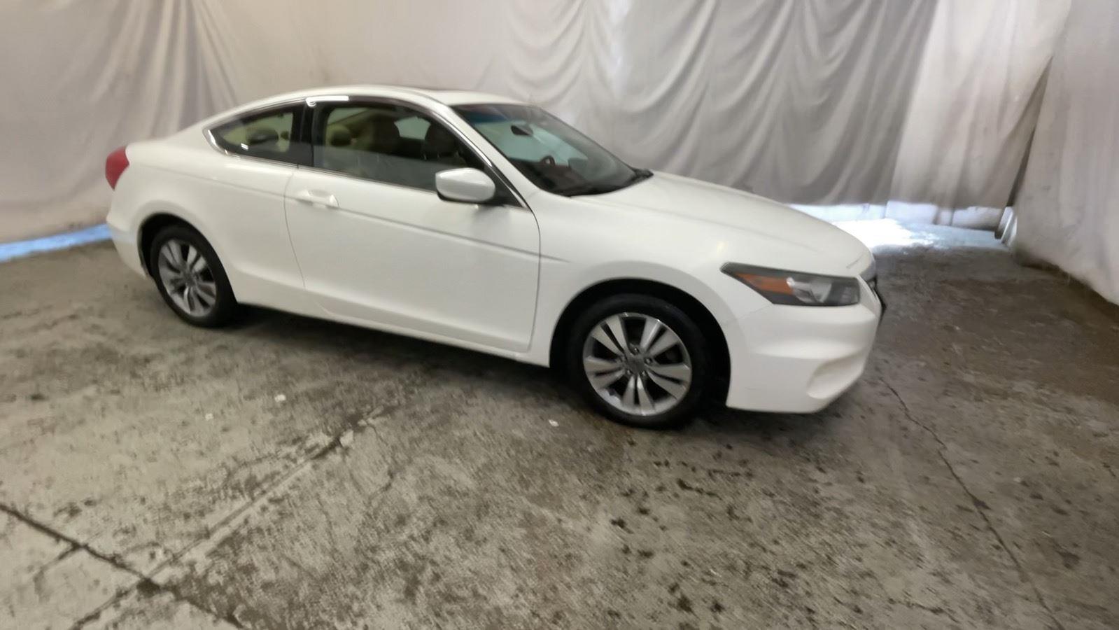 2012 Honda Accord Cpe EX-L - Taffeta White exterior view 3