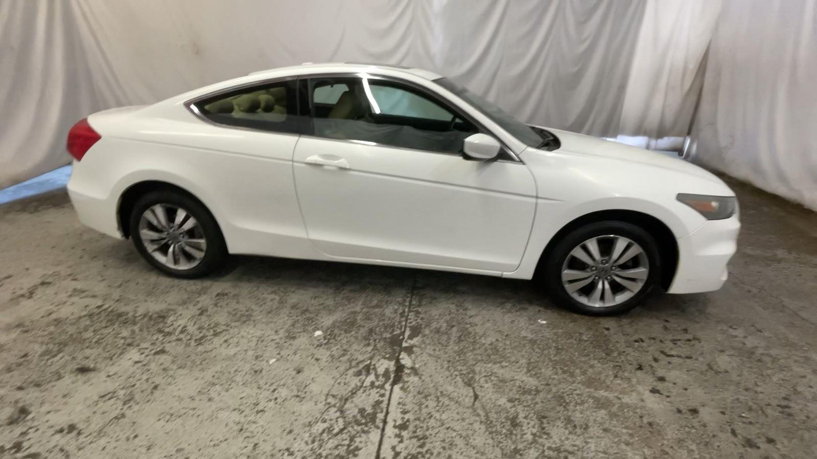 2012 Honda Accord Cpe EX-L - Taffeta White exterior view 4