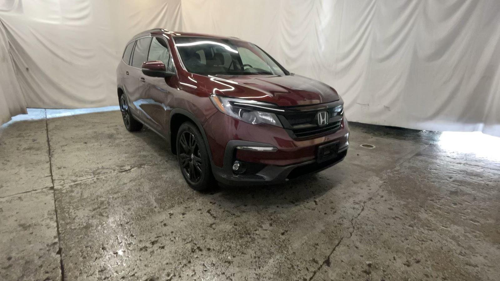 Red (Deep Scarlet Pearl) 2022 Honda Pilot SUV / Crossover All-Wheel Drive Automatic