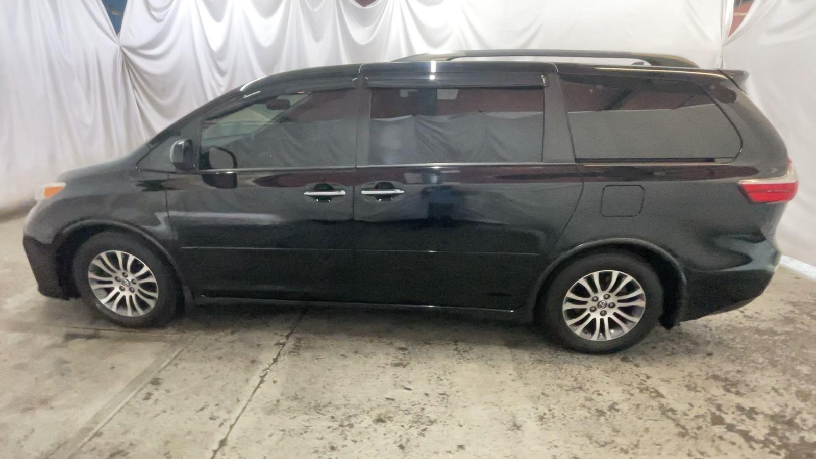 2018 Toyota Sienna XLE - Midnight Black Metallic exterior view 12