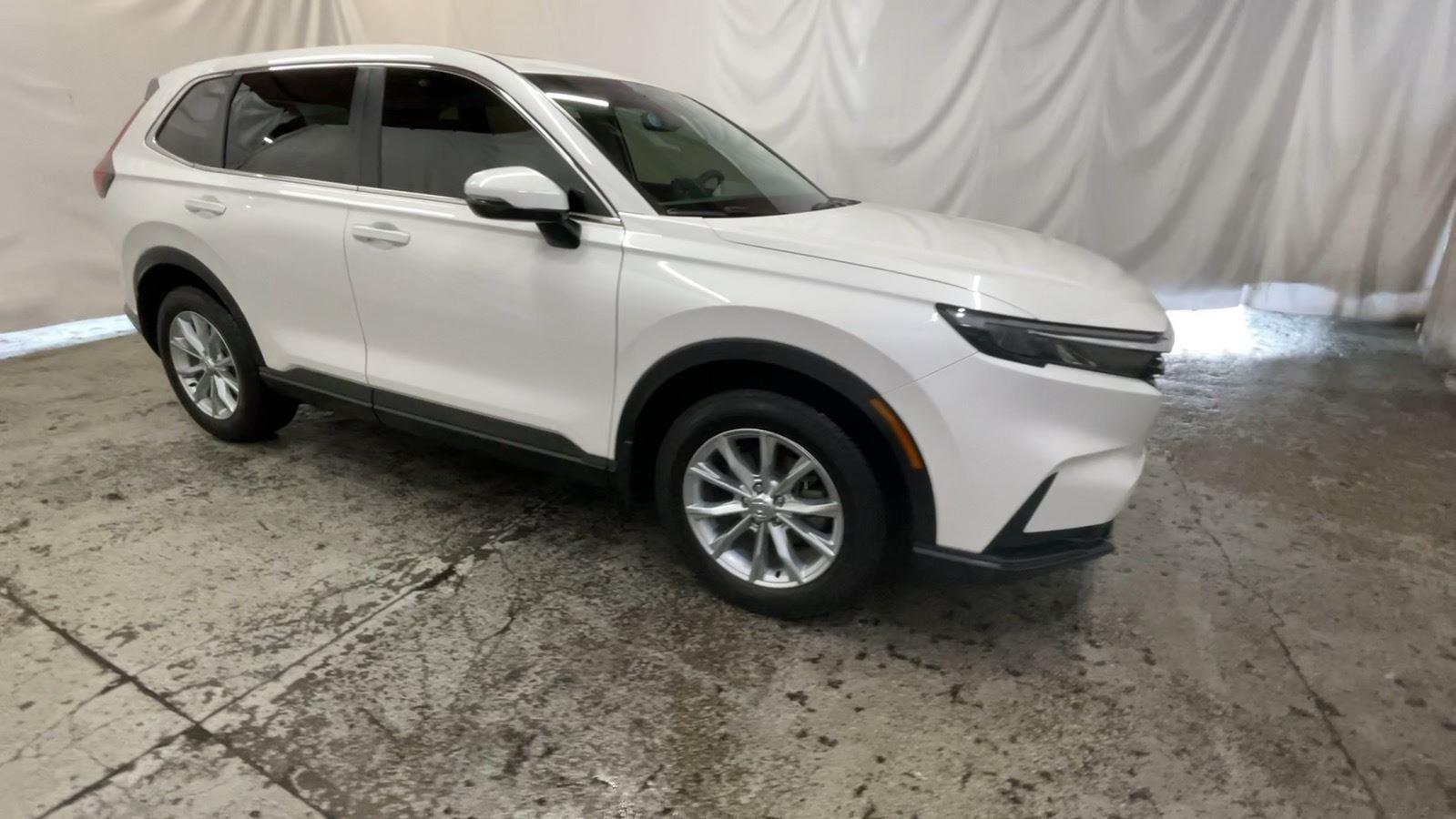 2025 Honda CR-V EX - Platinum White Pearl exterior view 3