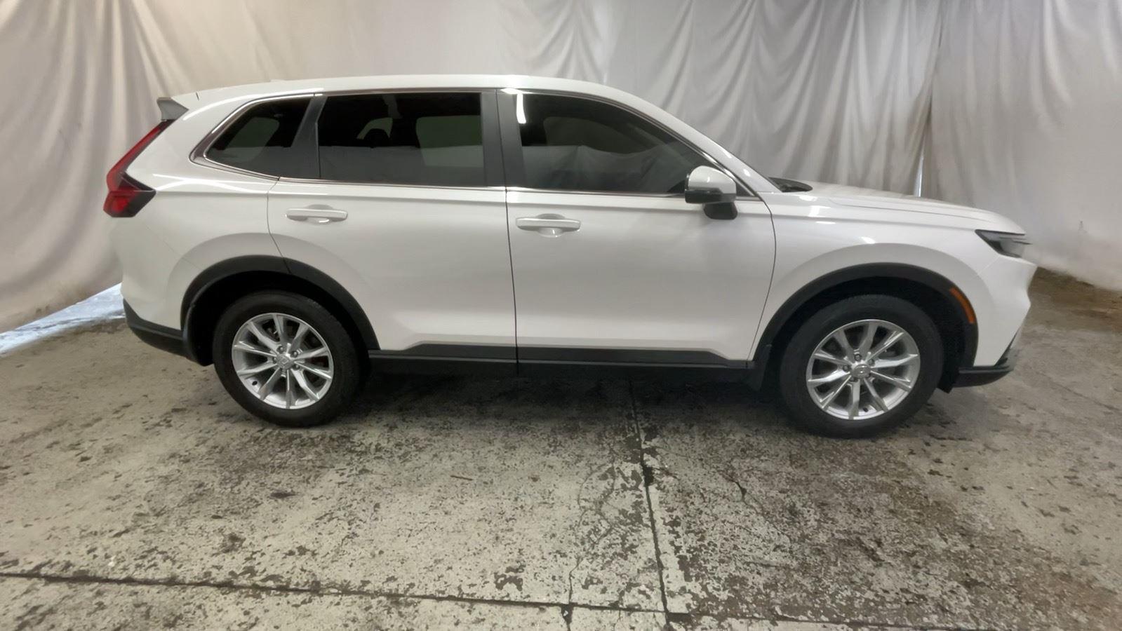 2025 Honda CR-V EX - Platinum White Pearl exterior view 5