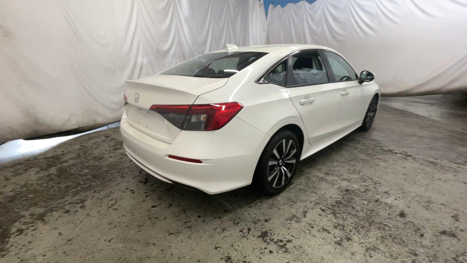 2024 Honda Civic Sedan EX - Platinum White Pearl exterior view 6