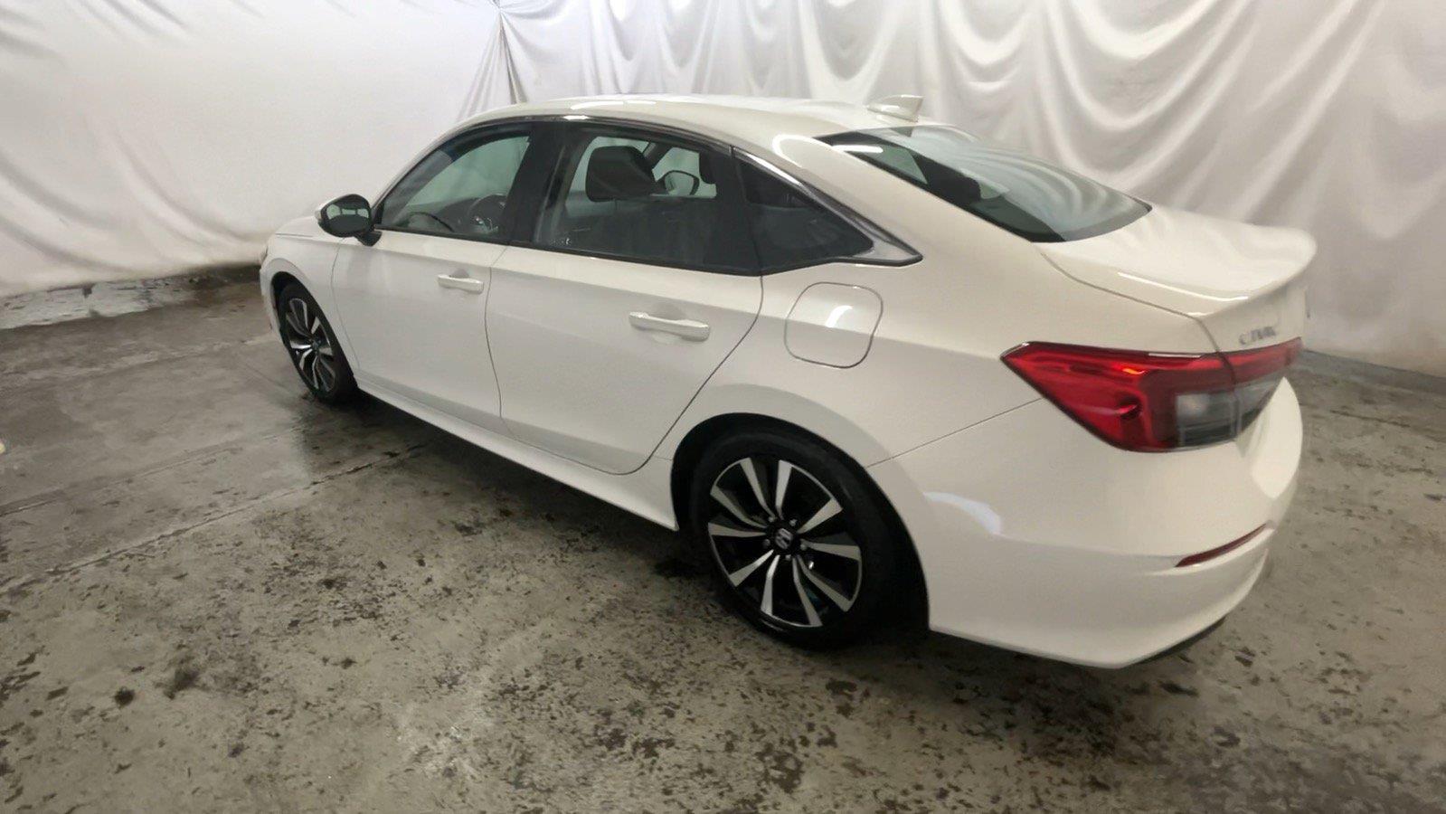 2024 Honda Civic Sedan EX - Platinum White Pearl exterior view 11