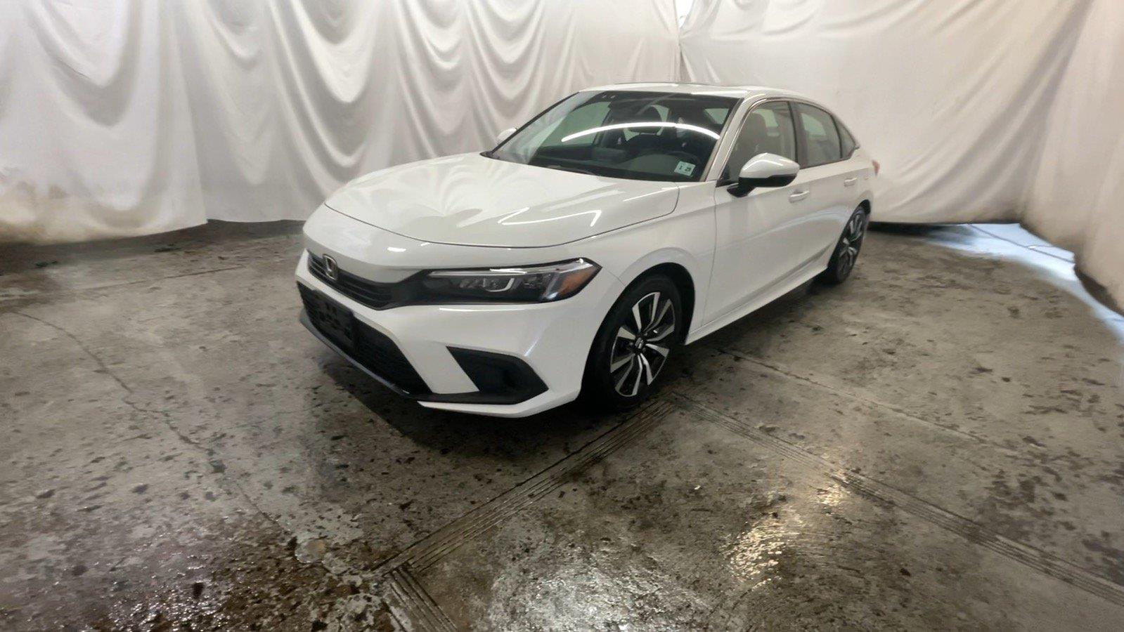 2024 Honda Civic Sedan EX - Platinum White Pearl exterior view 14
