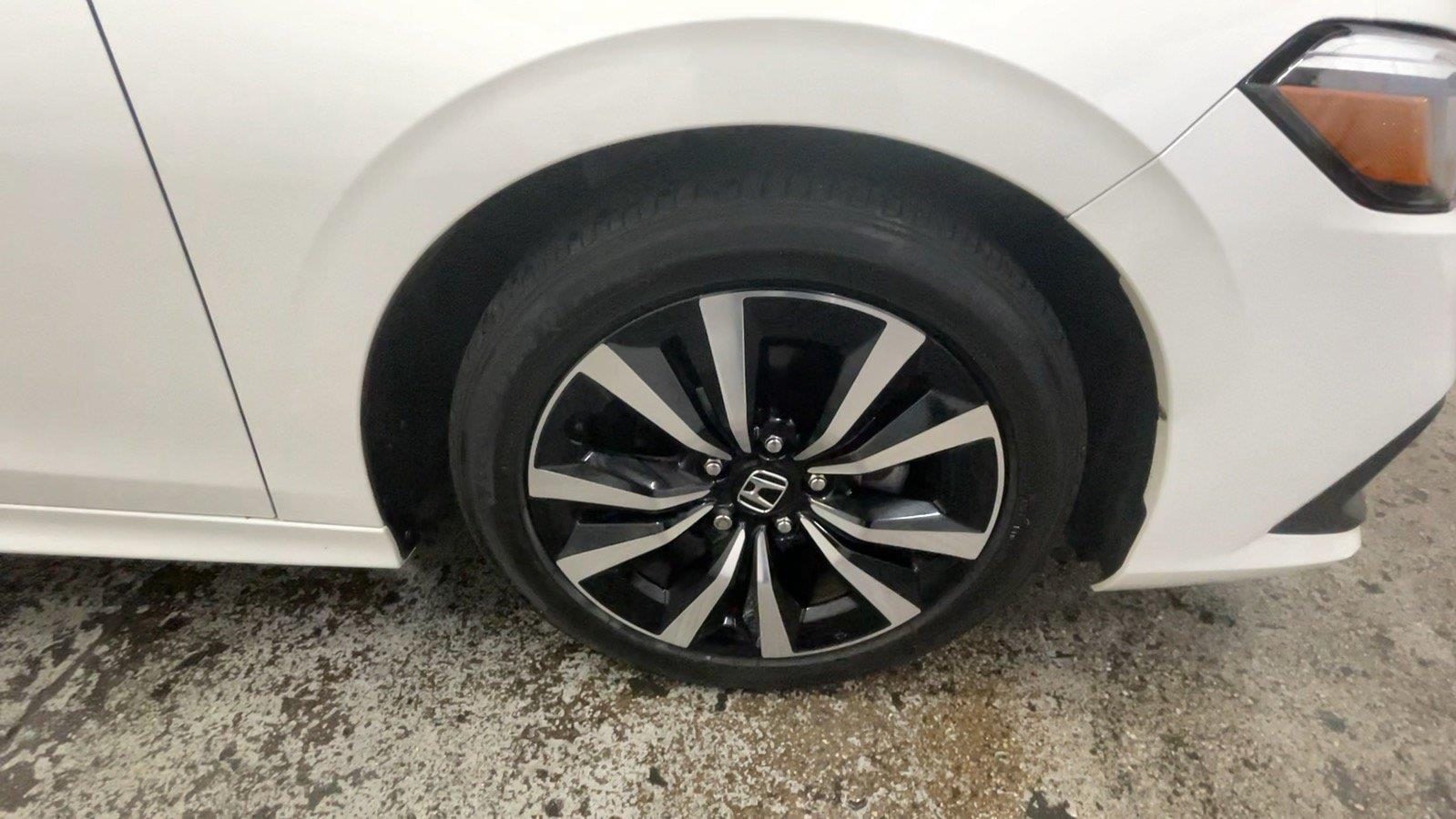 2024 Honda Civic Sedan EX - Platinum White Pearl exterior view 19