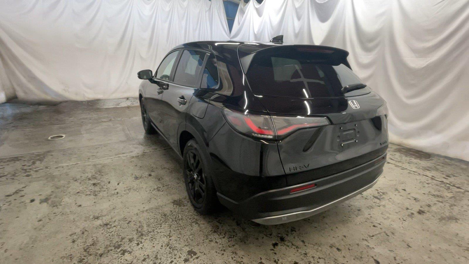 2026 Honda HR-V Sport - Crystal Black Pearl exterior view 9