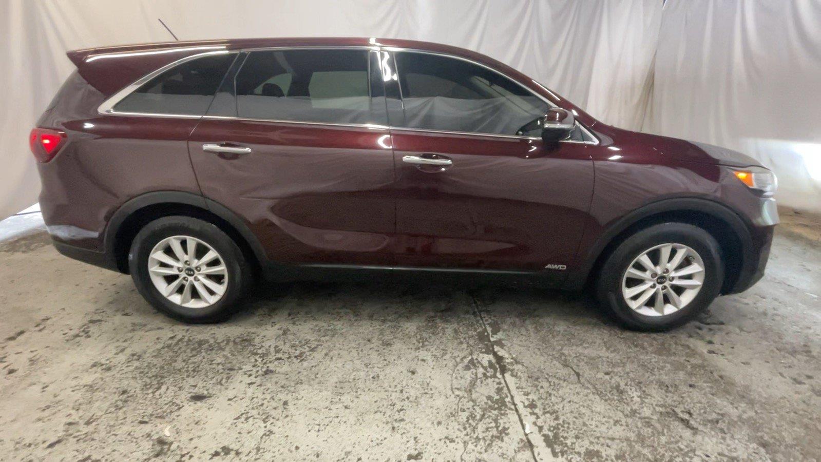 2019 Kia Sorento LX - Sangria exterior view 5
