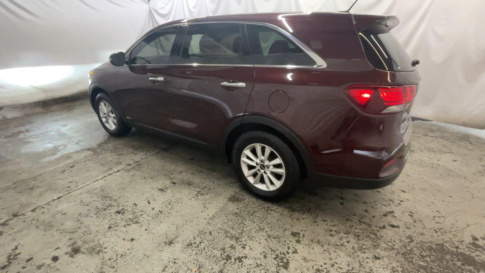 2019 Kia Sorento LX - Sangria exterior view 10