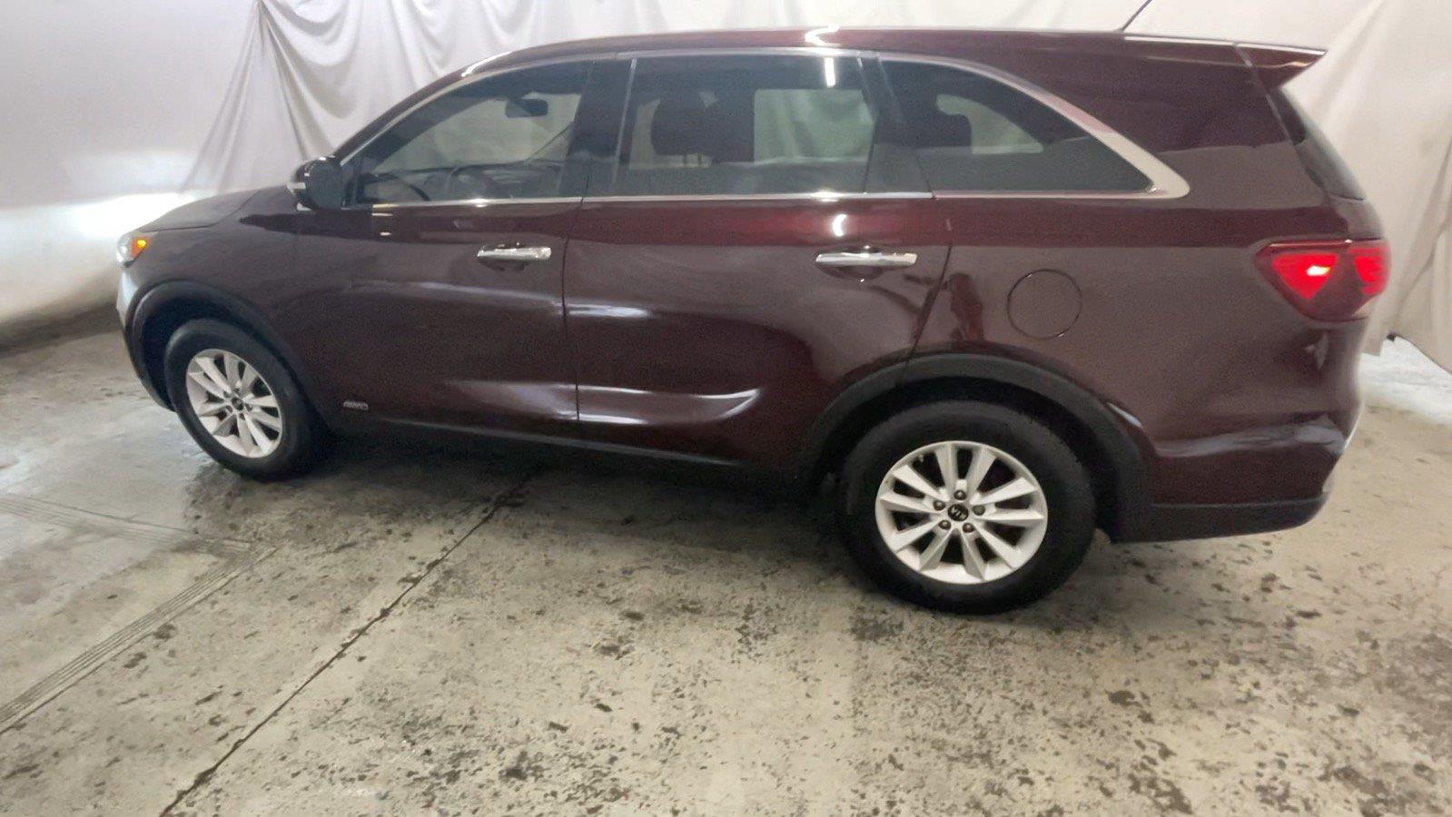 2019 Kia Sorento LX - Sangria exterior view 11