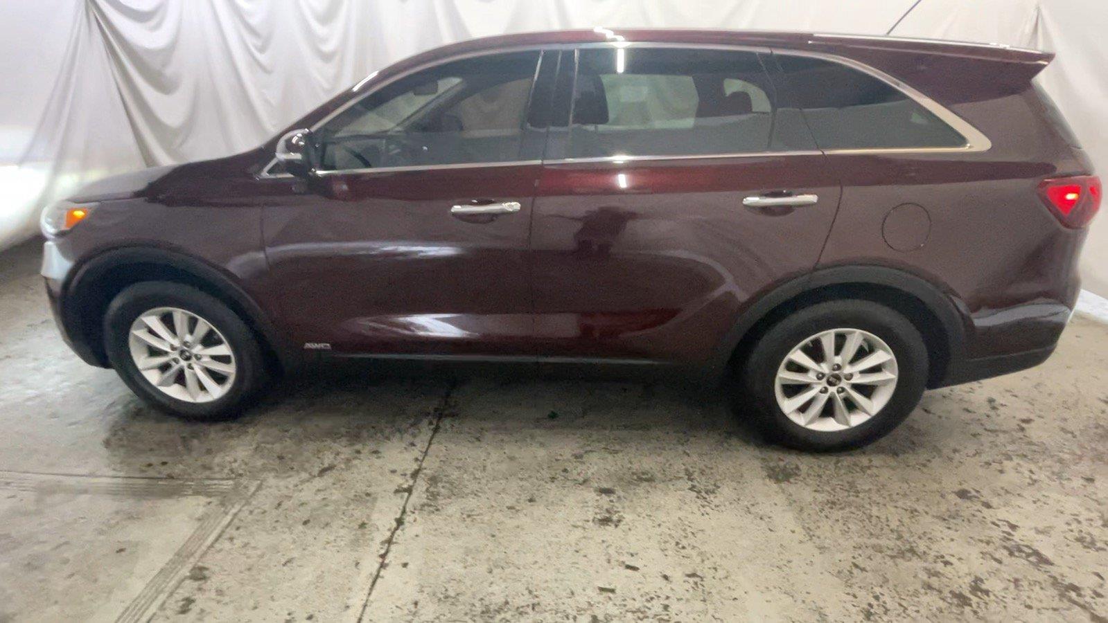 2019 Kia Sorento LX - Sangria exterior view 12