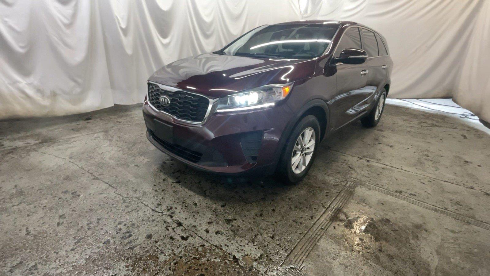 2019 Kia Sorento LX - Sangria exterior view 13