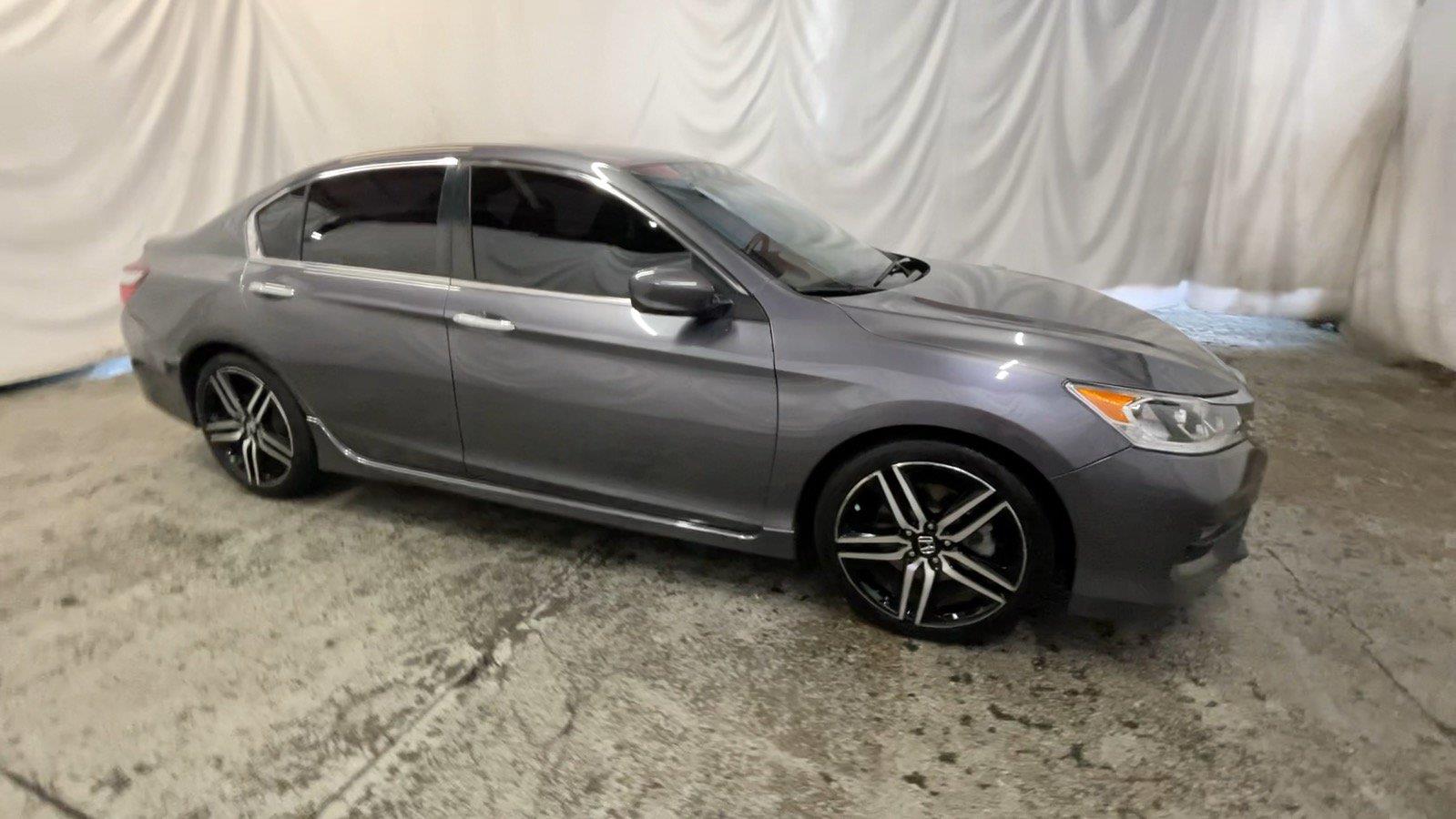 2017 Honda Accord Sedan Sport - Modern Steel Metallic exterior view 4