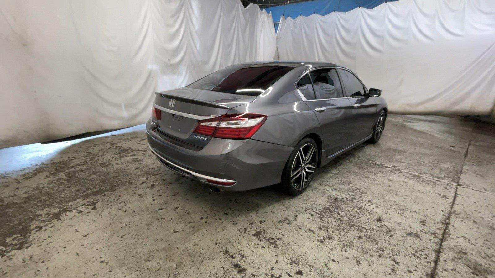 2017 Honda Accord Sedan Sport - Modern Steel Metallic exterior view 7