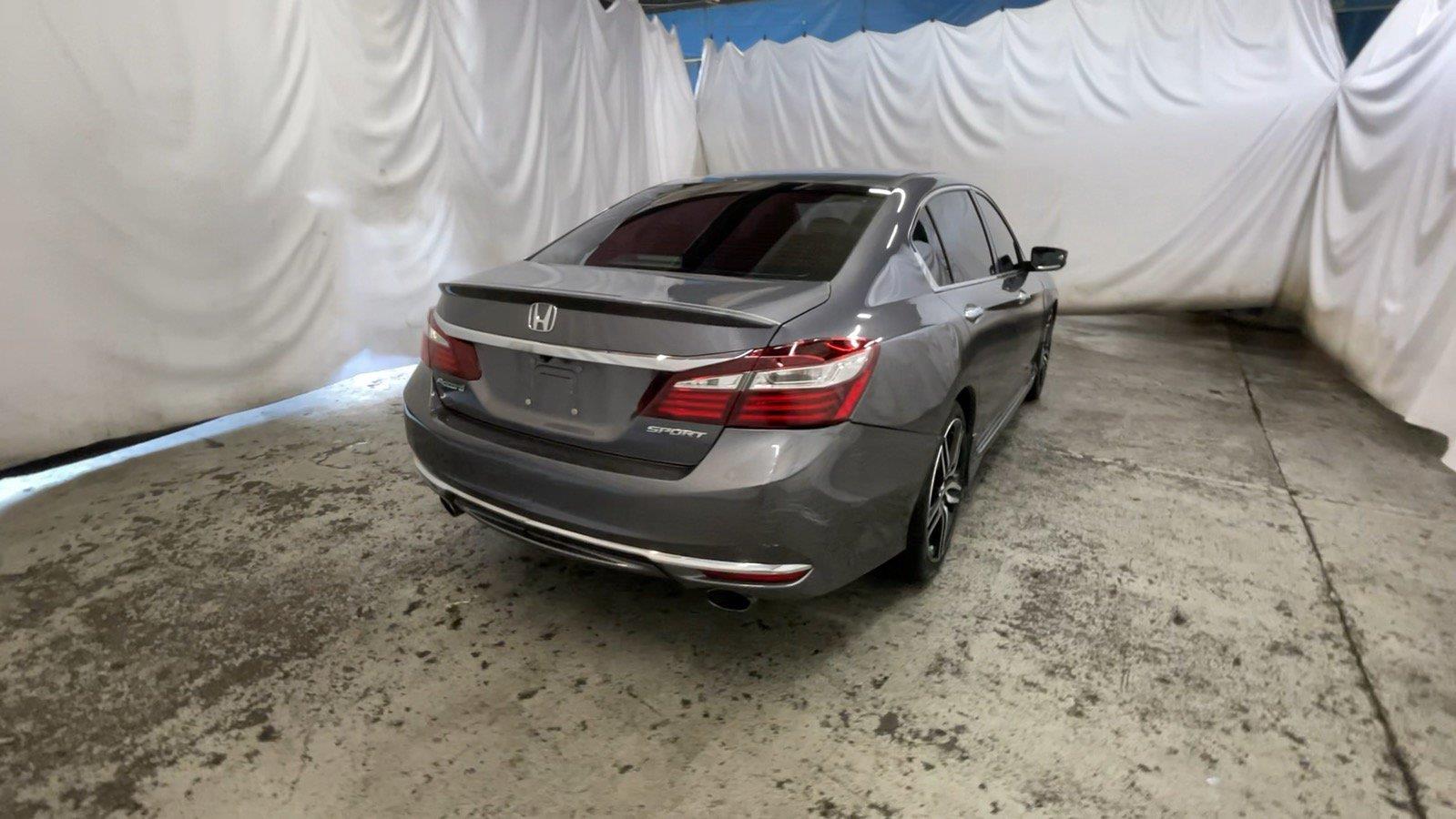 2017 Honda Accord Sedan Sport - Modern Steel Metallic exterior view 8