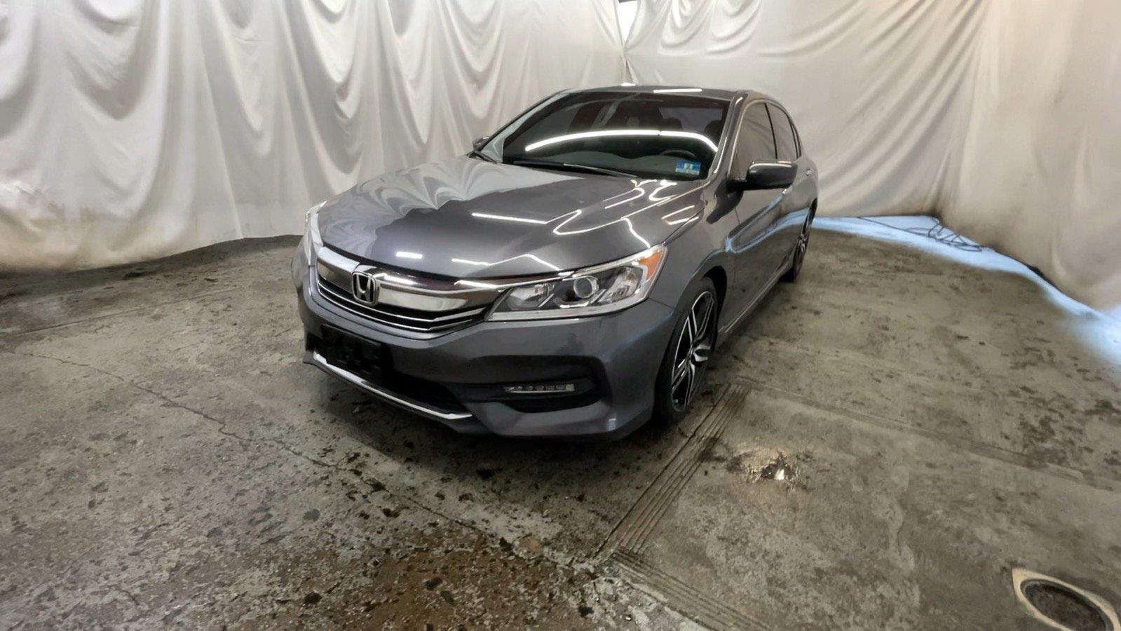 2017 Honda Accord Sedan Sport - Modern Steel Metallic exterior view 15