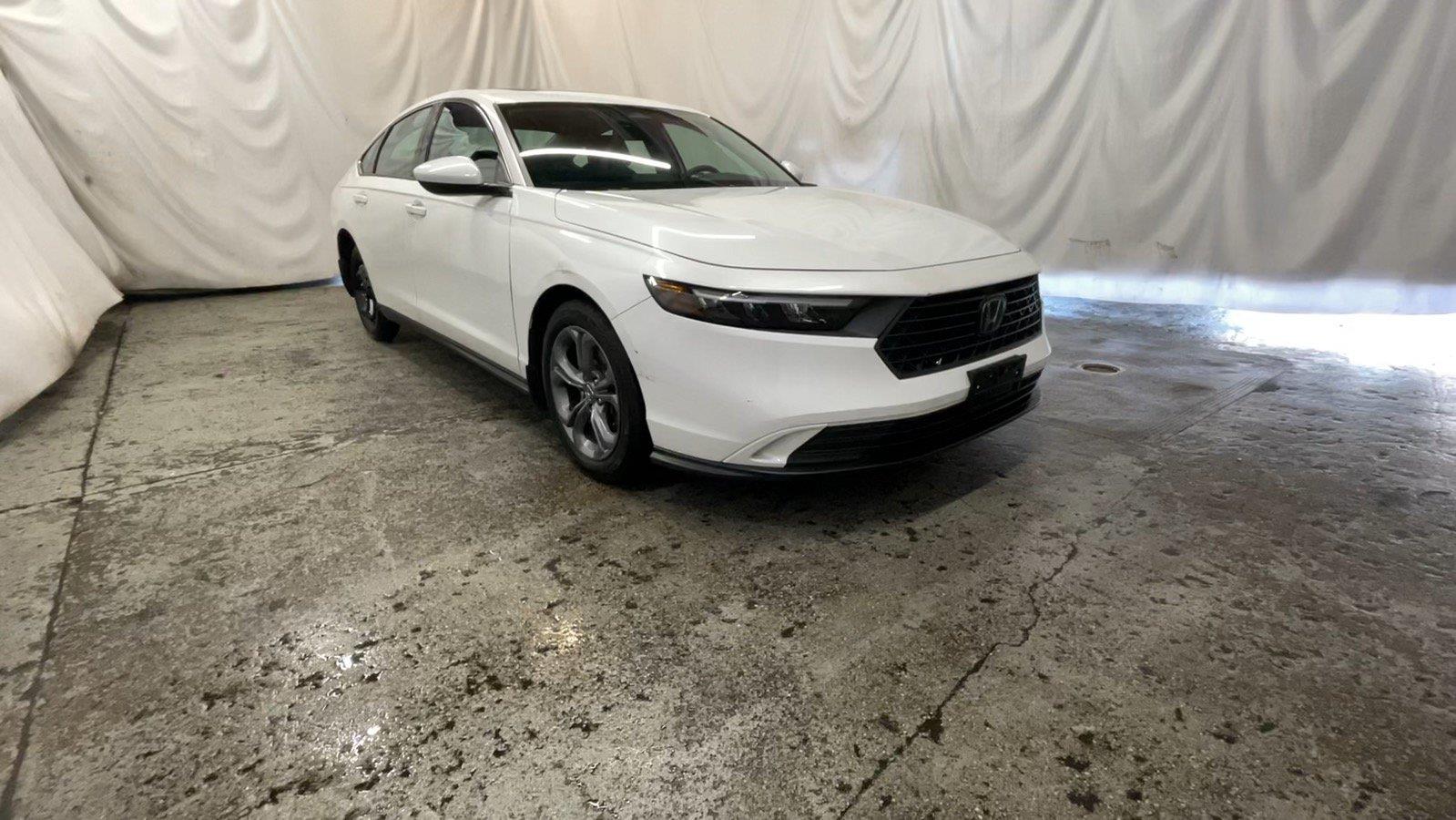 Platinum White Pearl 2024 Honda Accord Sedan Front-Wheel Drive Continuously Variable Transmission