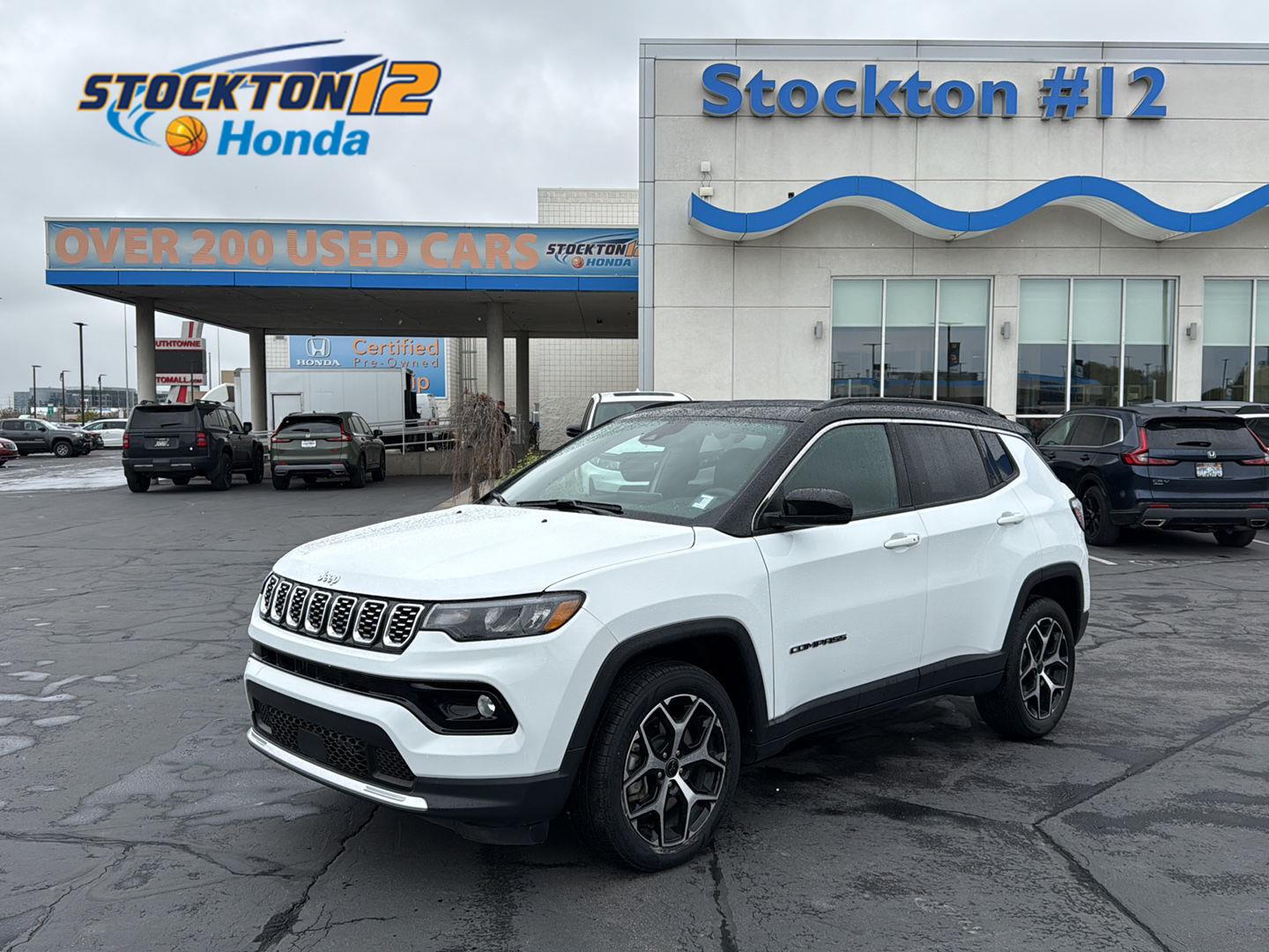 Bright White Clearcoat 2025 Jeep Compass SUV / Crossover Four-Wheel Drive 8-Speed Automatic