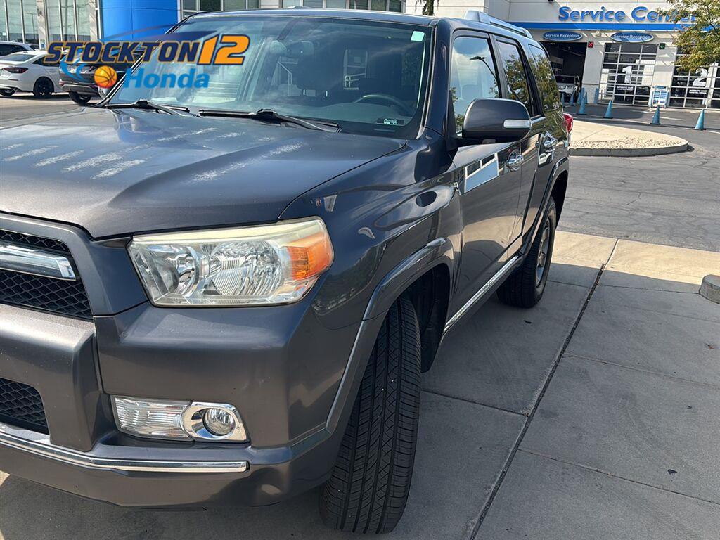 Magnetic Gray Metallic 2011 Toyota 4Runner SUV / Crossover Four-Wheel Drive 5-Speed Automatic