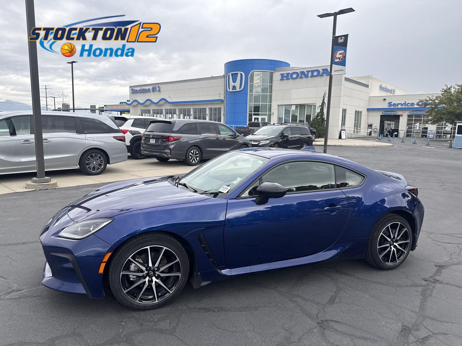Trueno Blue 2024 Toyota GR86 Coupe Rear-Wheel Drive Automatic