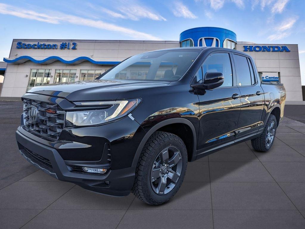 Crystal Black Pearl 2026 Honda Ridgeline TrailSport AWD Pickup Truck All-Wheel Drive 9-Speed Automatic