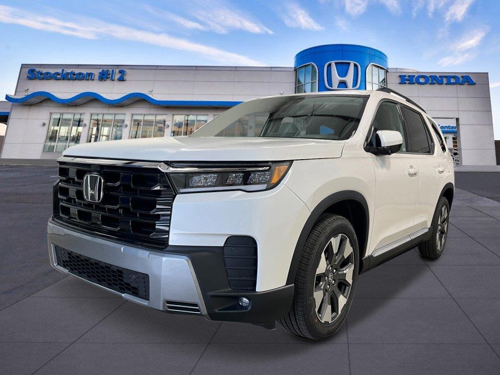 Platinum White Pearl 2026 Honda Pilot SUV / Crossover All-Wheel Drive Automatic