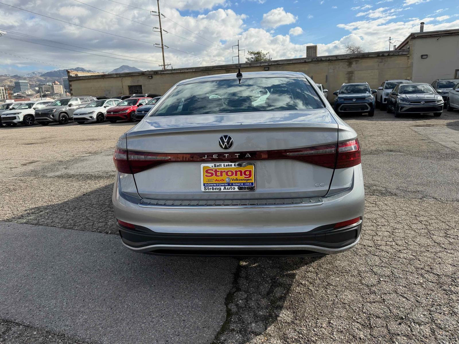 View vehicle photo 6