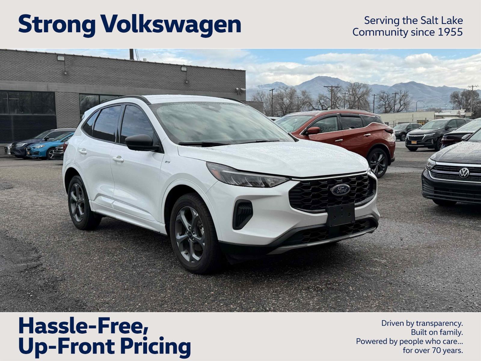 Oxford White 2023 Ford Escape ST-Line AWD SUV / Crossover All-Wheel Drive 8-Speed Automatic