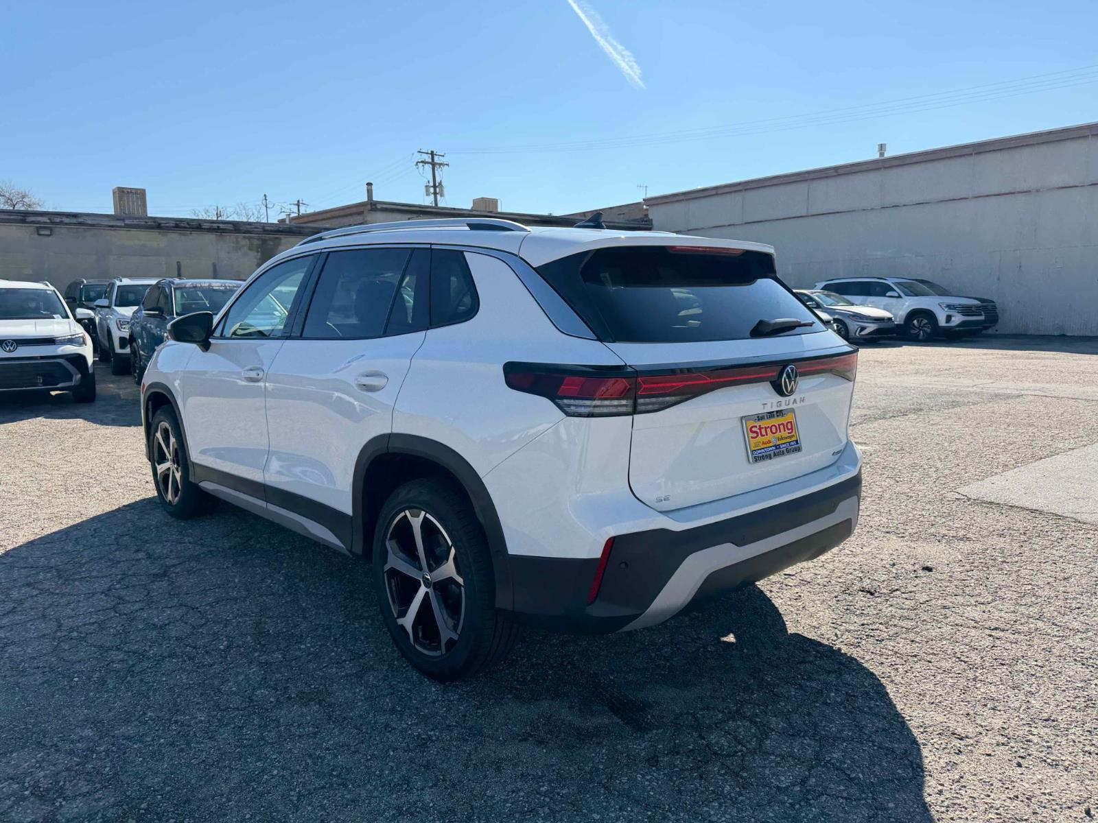 View vehicle photo 5